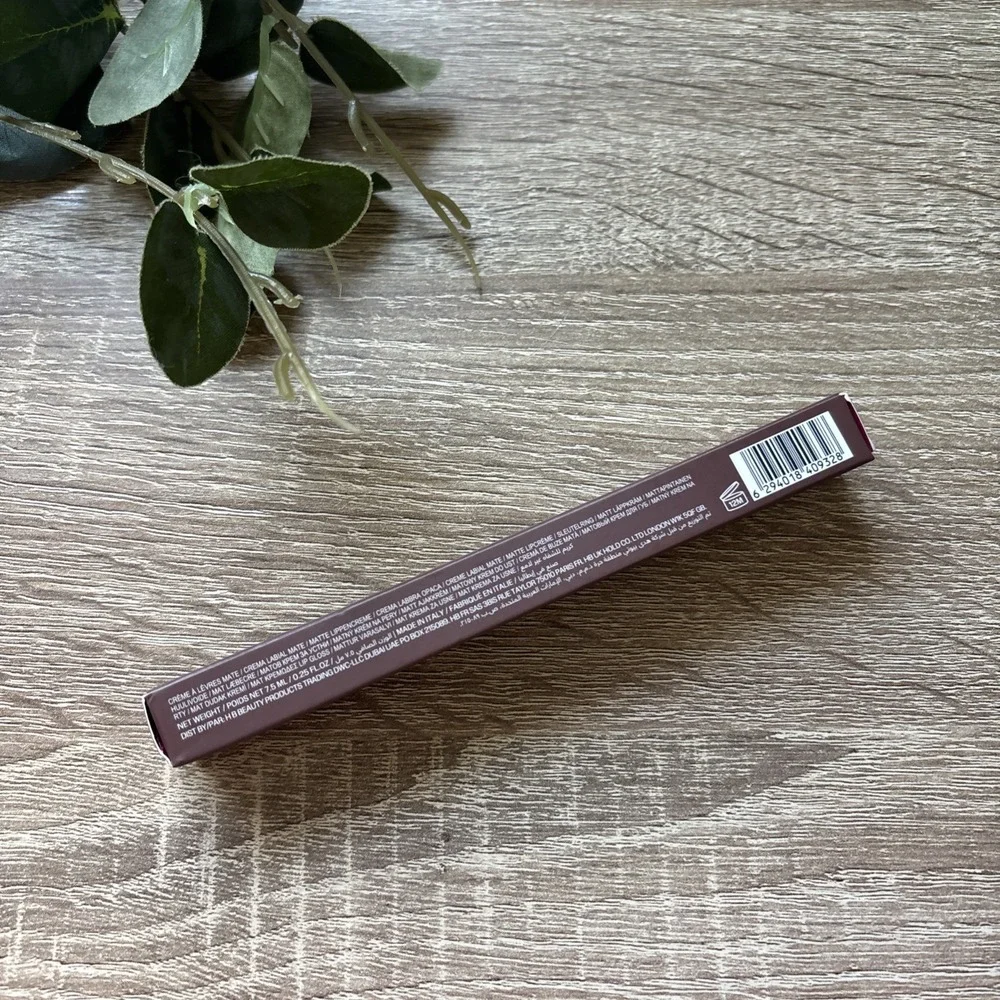 Huda Beauty Liquid Matte Mousse Liquid Lipstick Soft Blur Honey Nude